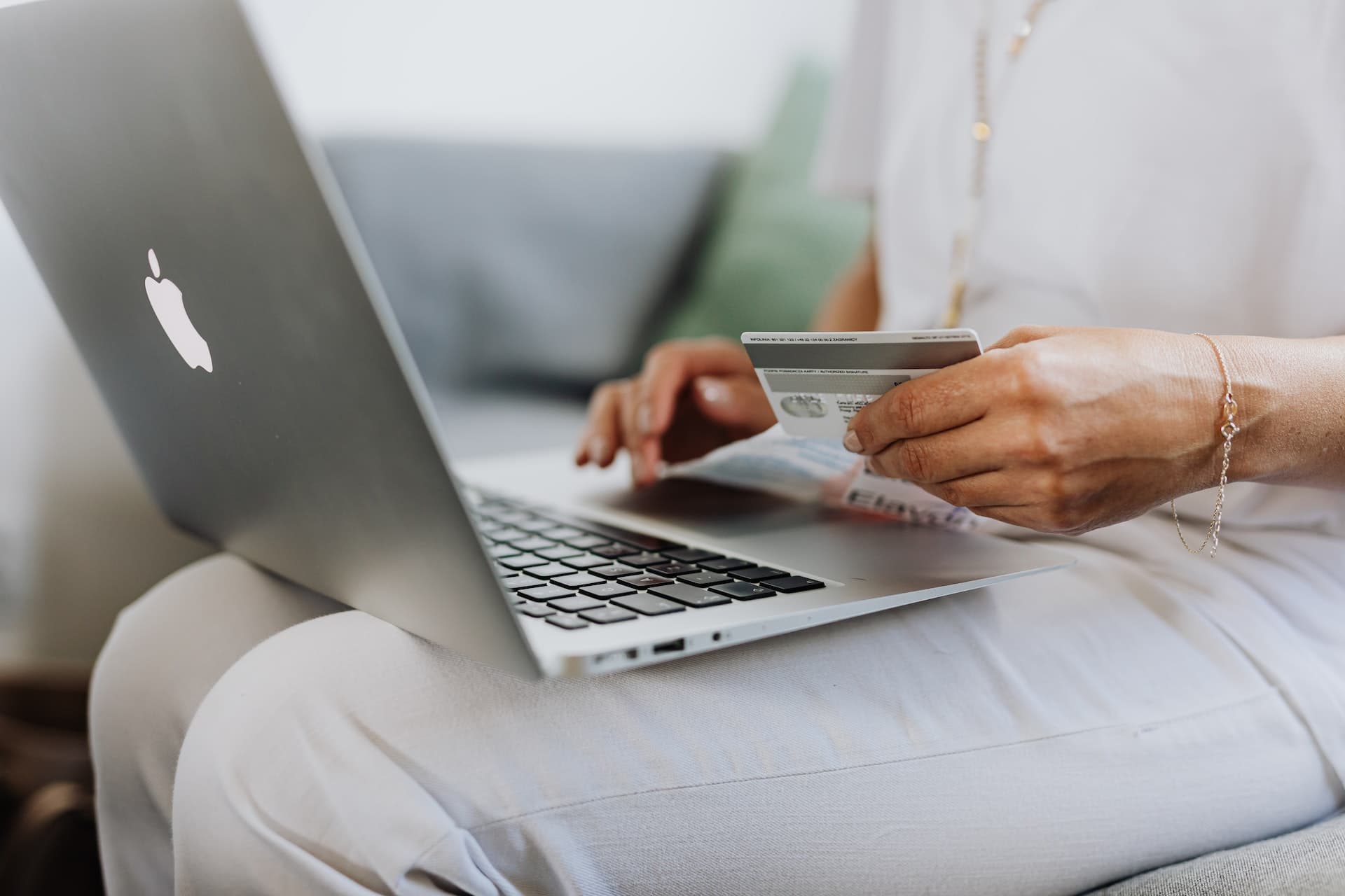 E-commerce e Pagamenti Online: Integrazione di Sistemi di Pagamento e Sicurezza delle Transazioni